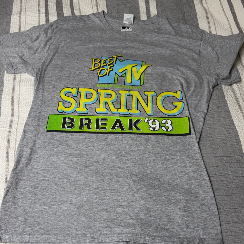 MTV Gray T-Shirt with Vibrant Spring Break '93 Design